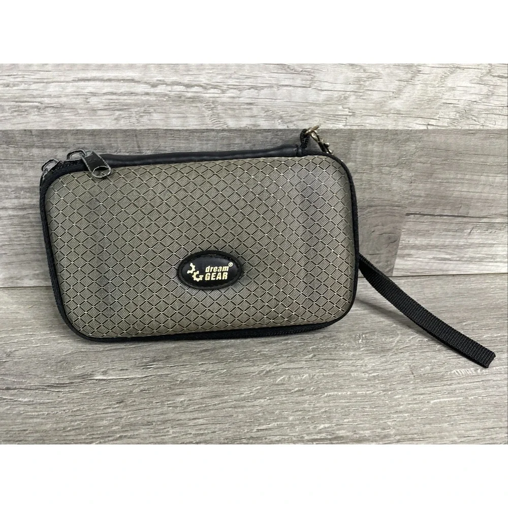 dreamGEAR Nintendo DS &‎ DS Lite Zipper Case Black Silver